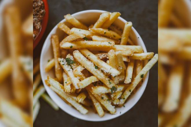 Plat des Frites fait maison, une preparation delicieuse a partir de chez vous, a consommer sans moderation